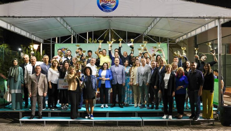 TENİS TURNUVASI ÖDÜL TÖRENİ GERÇEKLEŞTİRİLDİ