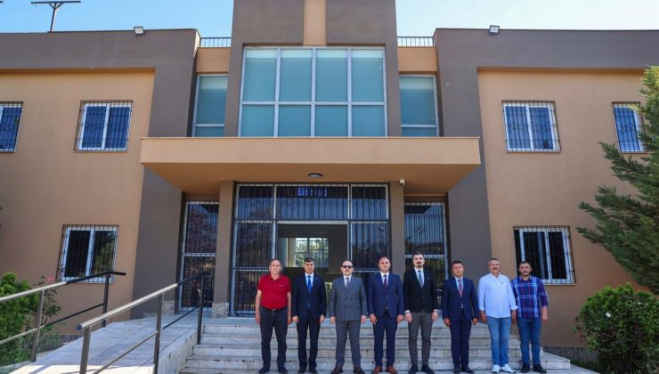 VALİ ALİ HAMZA PEHLİVAN, AKDENİZ İLÇESİNDE İL GÖÇ İDARESİ EK HİZMET BİNASINDA İNCELEMELERDE BULUNDU