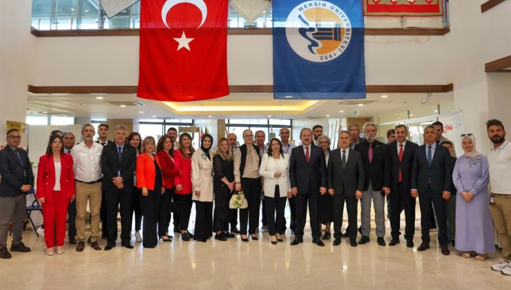 VALİ ALİ HAMZA PEHLİVAN, MERSİN TURİZM FUARI’NI ZİYARET ETTİ