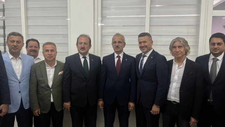 Ulaştırma ve Alt Yapı Bakanımıza, Çukurova Uluslararası Havalimanı’nın açılışı ile ilgili teşekkür ettik